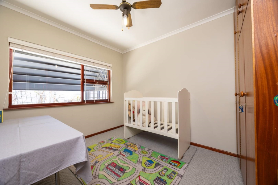 6 Bedroom Property for Sale in Goodwood Estate Western Cape